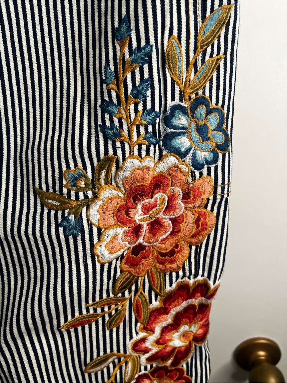 DRIFTWOOD Navy White Striped Floral Carpenter Pants 27 Embroidered Boho Railroad - Picture 5 of 16